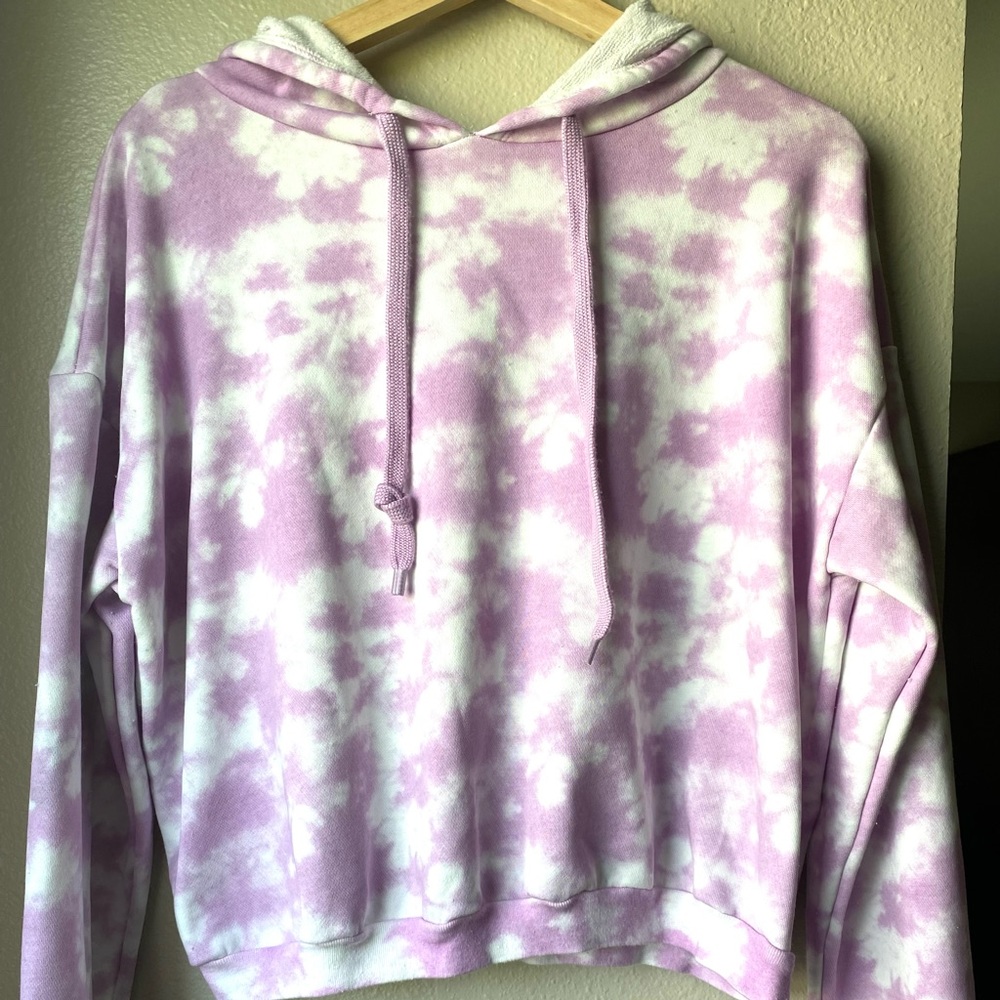 Pink Lily pullover